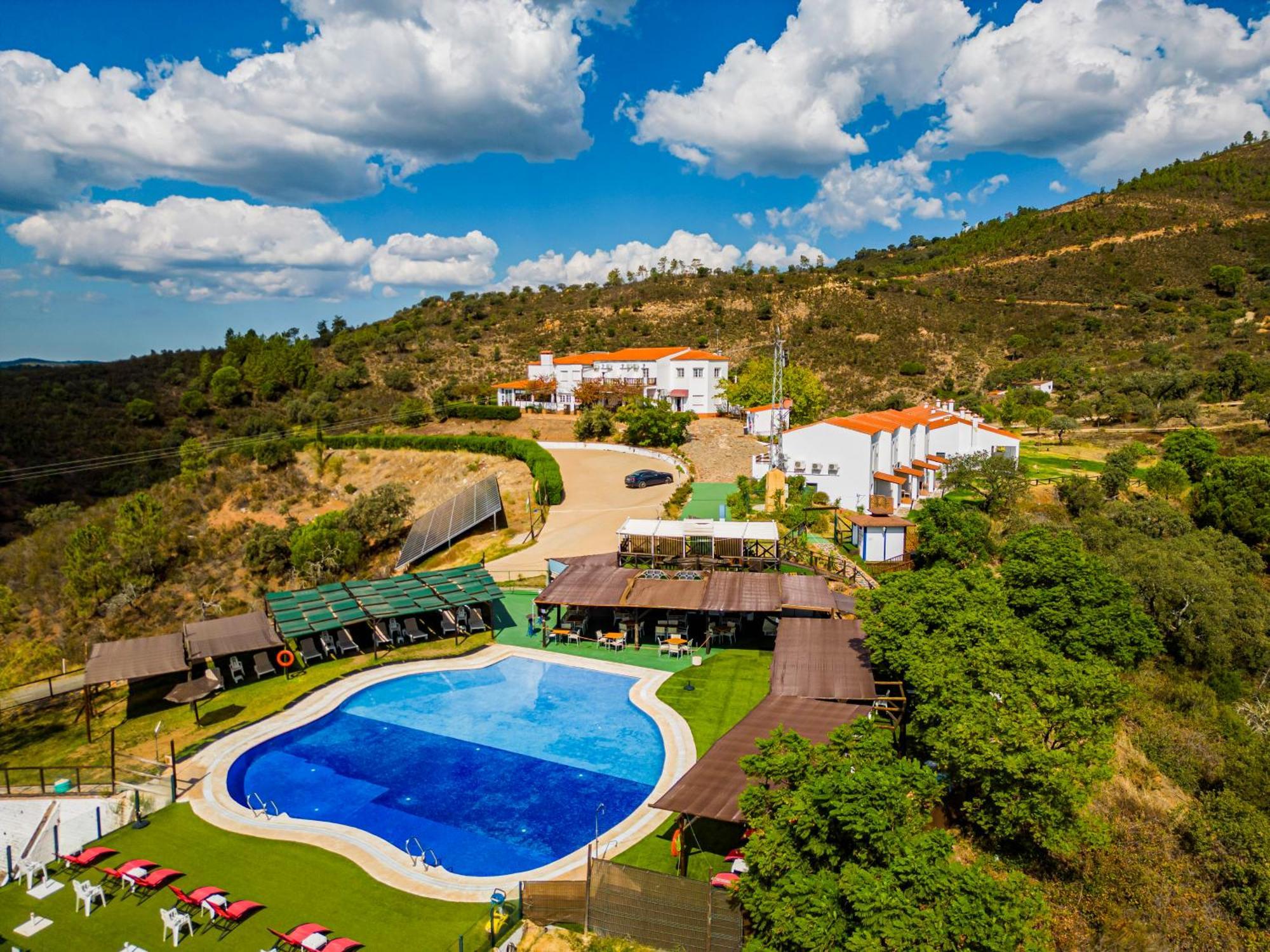 Complejo Los Veneros Santa Ana La Real Exteriör bild