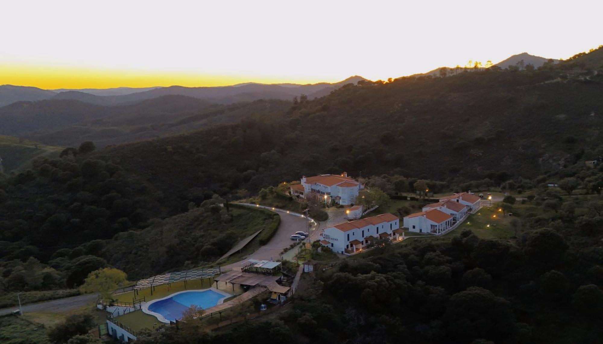 Complejo Los Veneros Santa Ana La Real Exteriör bild